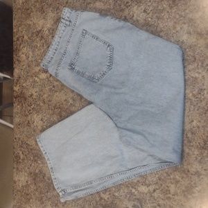 Boohoo light wash jeans size 18